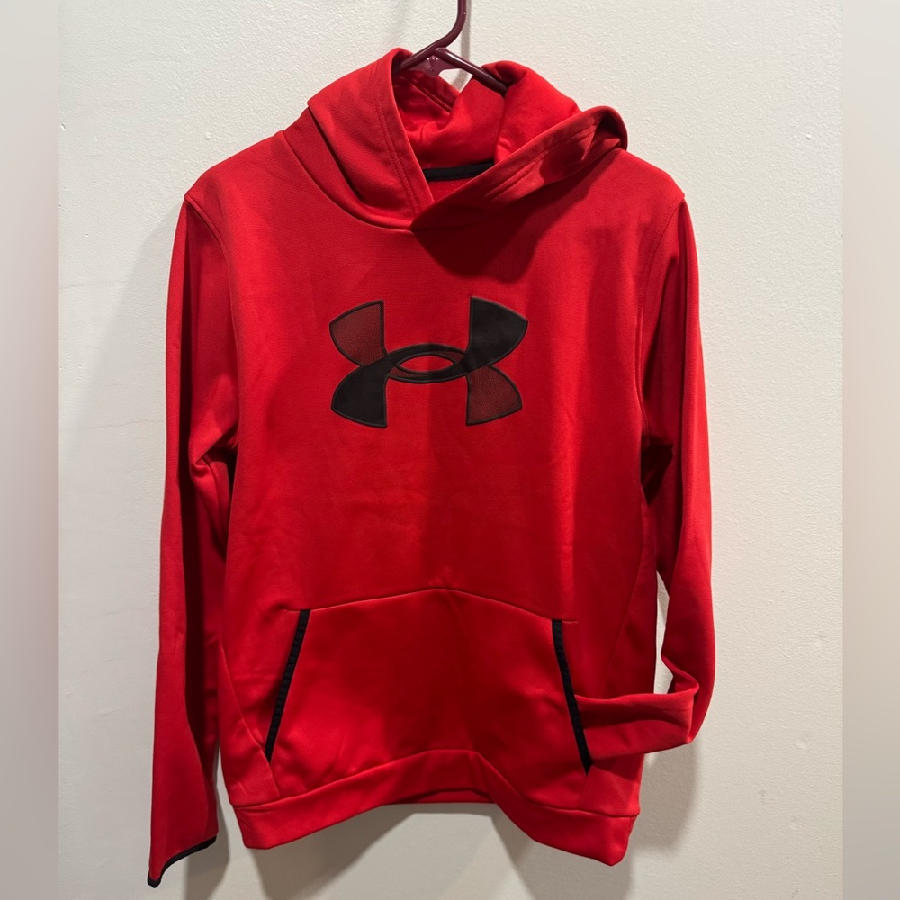 Under Armour Coldgear youth XL sweatshirt Red logo fleece front pocket like new